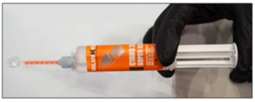 pegar con ciano bicomponente