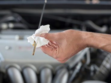 varilla de aceite del coche